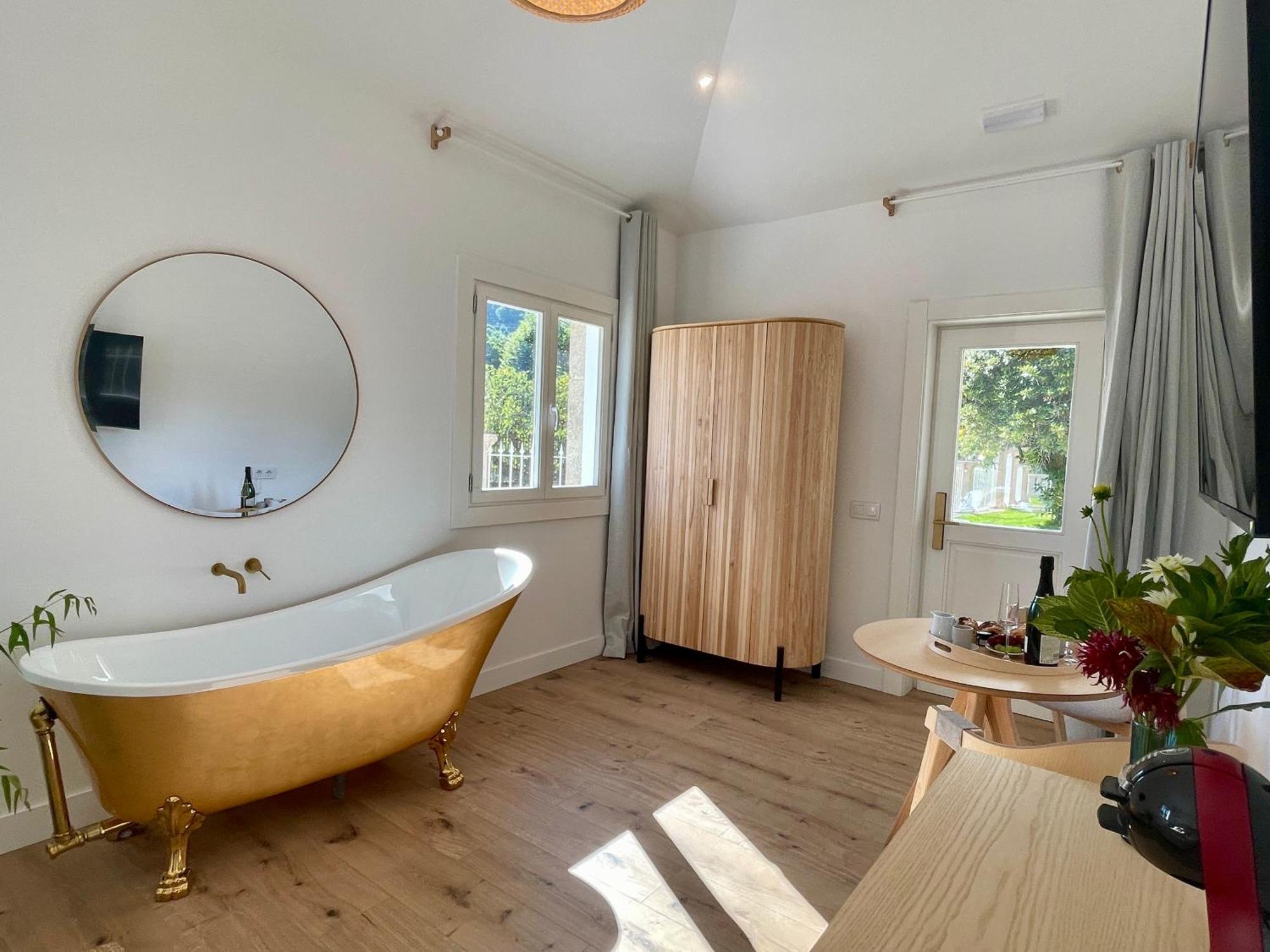 Villa Boutique 1880, Escapada Romantica Con Spa Privado Exterior, Privacidad Y Servicio Personalizado A Lama Luaran gambar