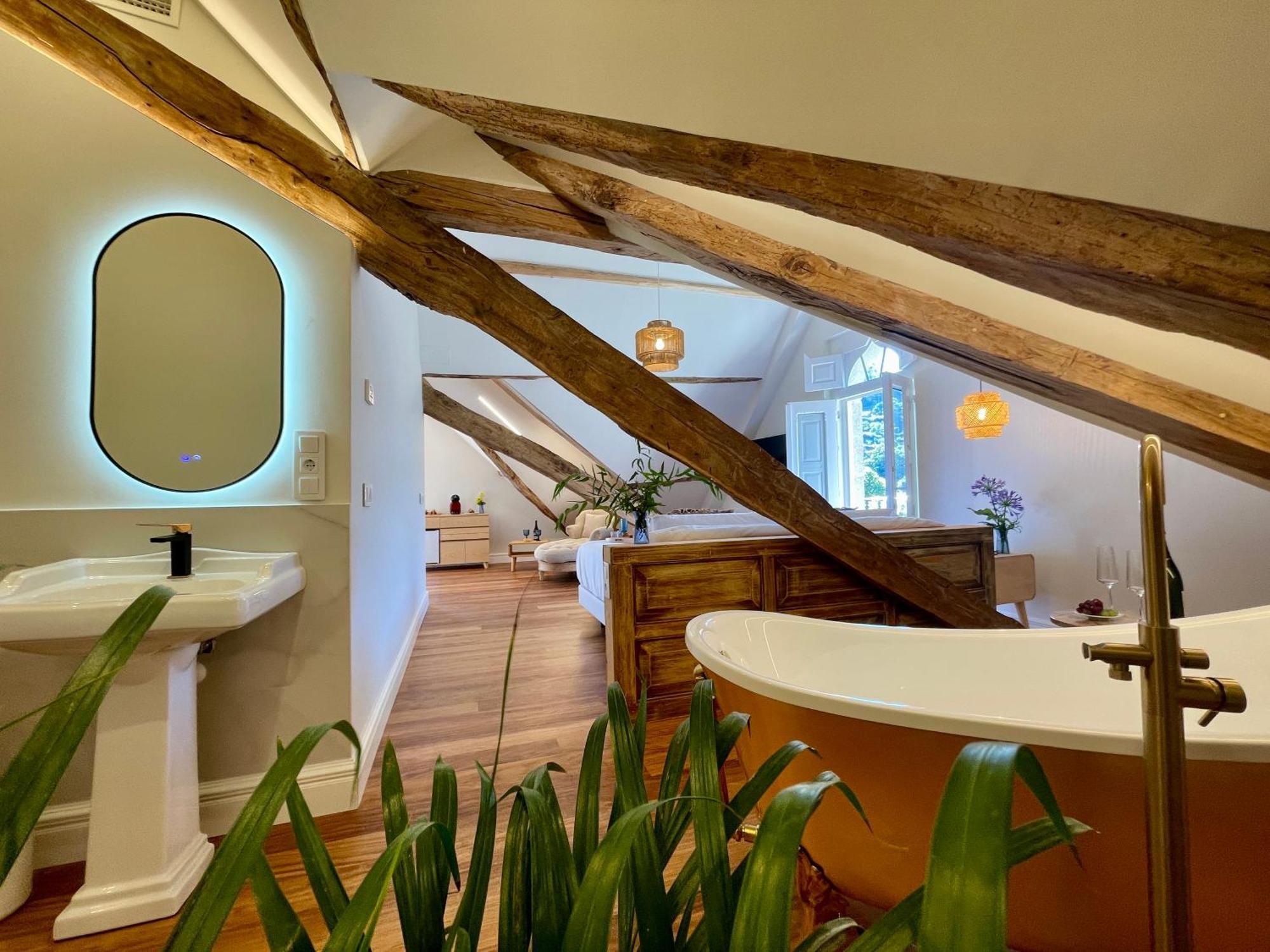 Villa Boutique 1880, Escapada Romantica Con Spa Privado Exterior, Privacidad Y Servicio Personalizado A Lama Luaran gambar