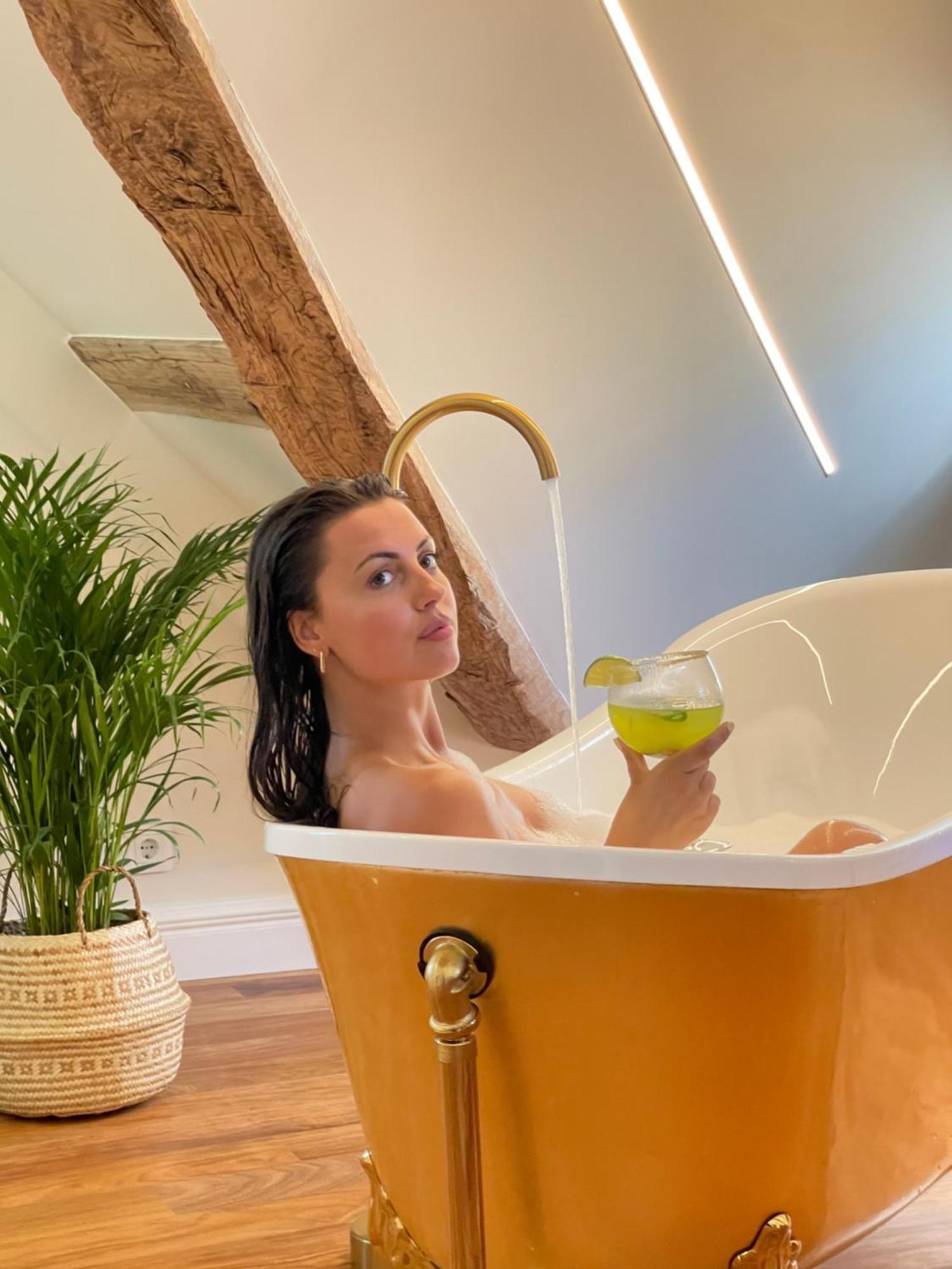 Villa Boutique 1880, Escapada Romantica Con Spa Privado Exterior, Privacidad Y Servicio Personalizado A Lama Luaran gambar