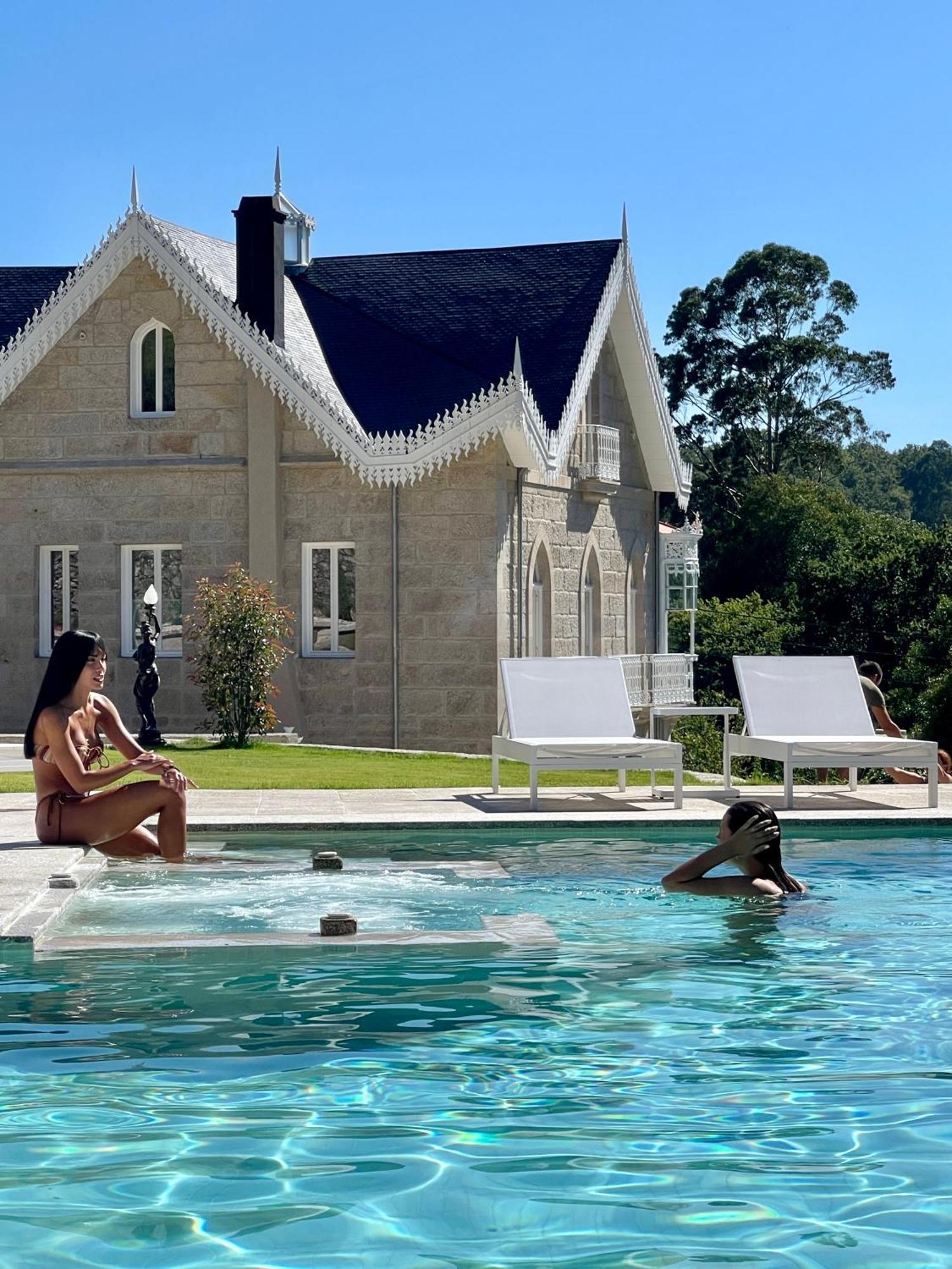 Villa Boutique 1880, Escapada Romantica Con Spa Privado Exterior, Privacidad Y Servicio Personalizado A Lama Luaran gambar